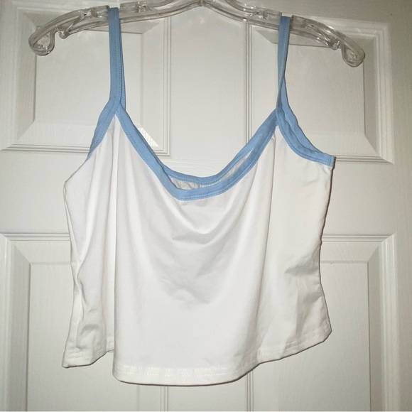 ROMWE tank - Picture 4 of 4